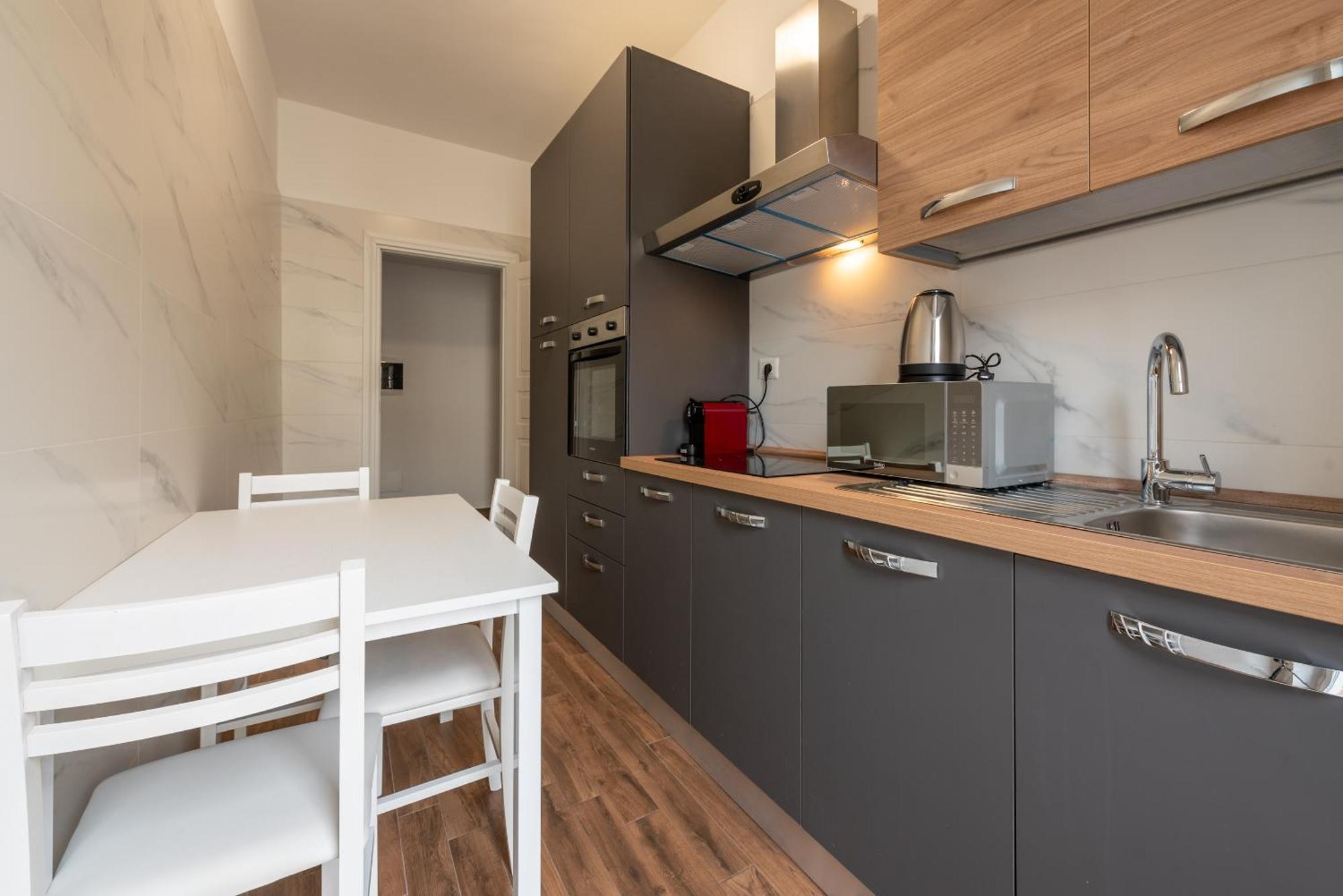 Guest Planet - Bicocca Suites Milano Экстерьер фото